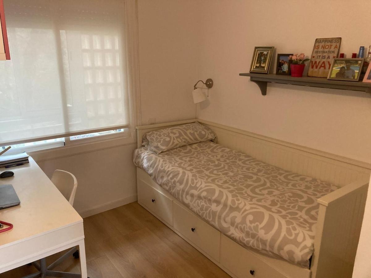 Apartamento Con Vistas Al Mar Castelldefels Exterior photo